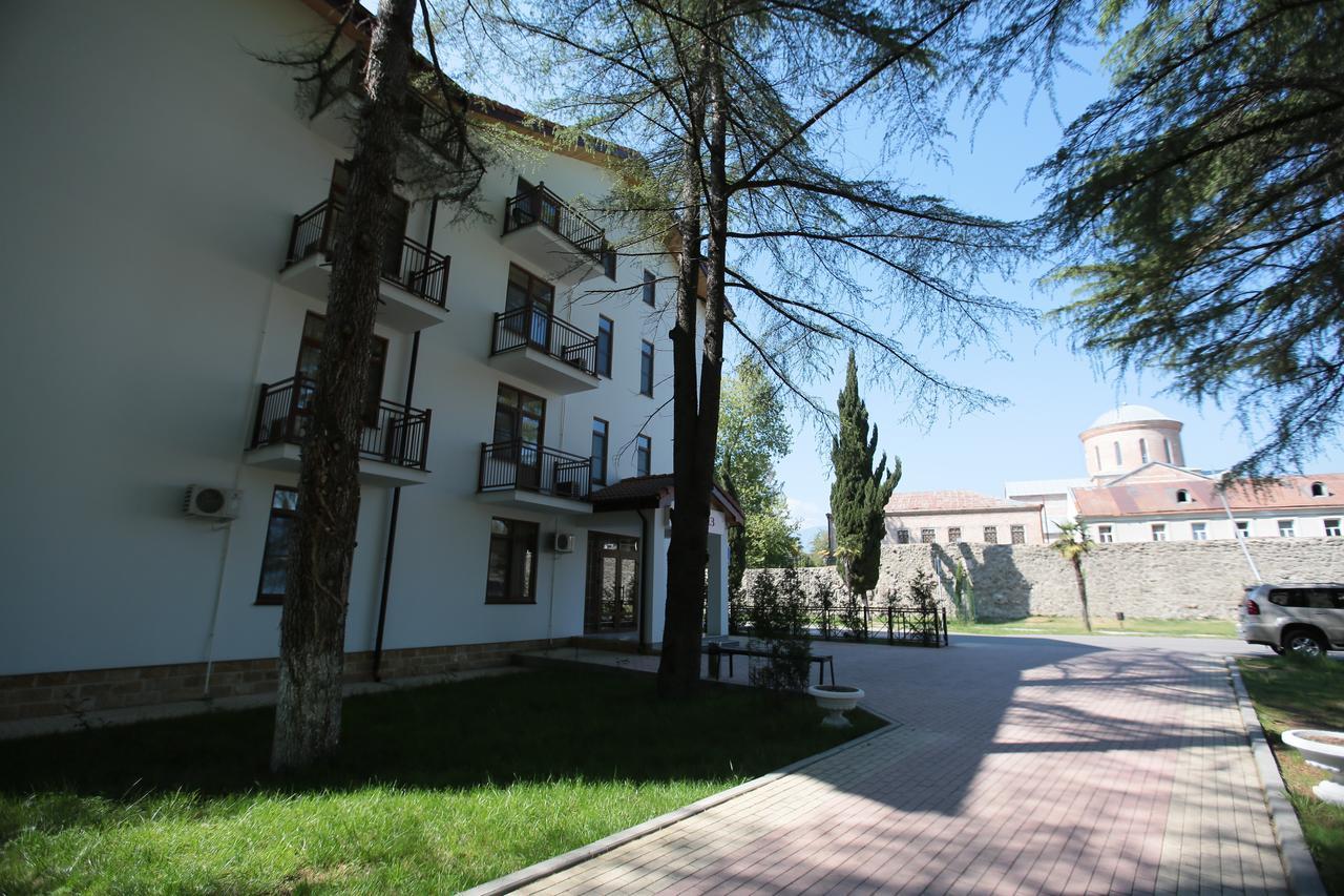 Киараз Старт Hotel Пицунда Екстериор снимка